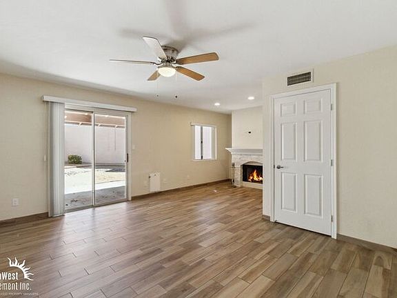 2nd image of 11127 N 109th Pl