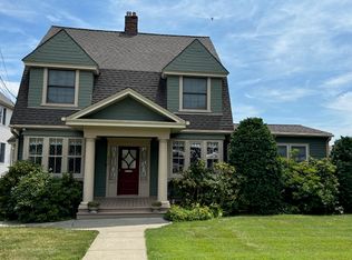 332 Terrace Ave, Hasbrouck Heights, NJ 07604