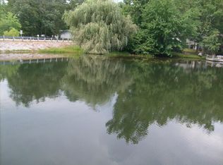 1616 Cherokee Rd E, Crossville, TN 38572