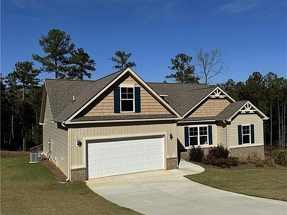 2nd image of 215 Eryn Ter