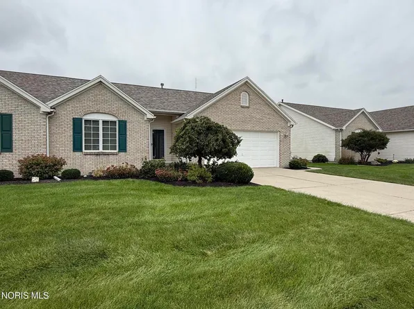 26328 W Wexford Dr, Perrysburg, OH 43551