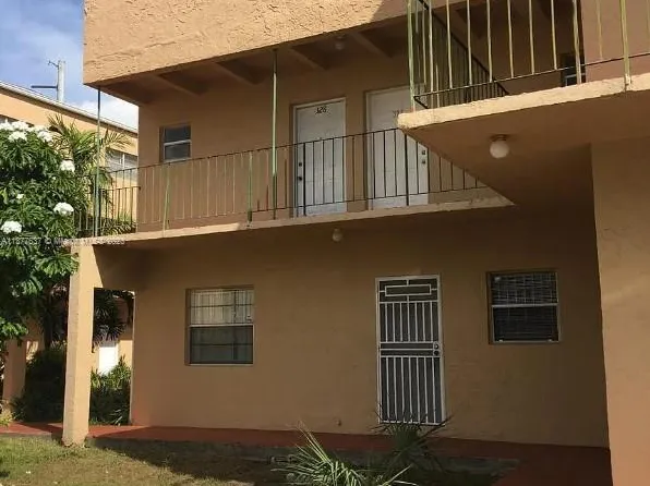 840 SW 105th Ave APT 317, Miami, FL 33174