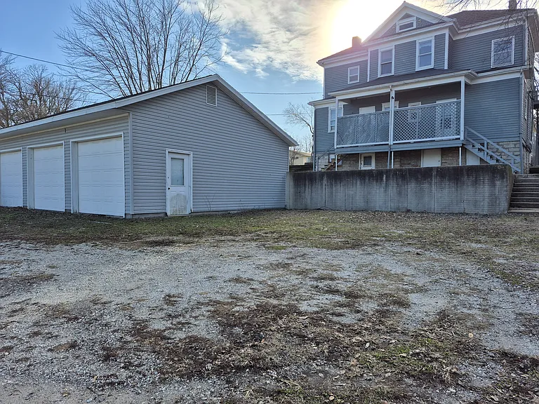 1203 Bank St #3 — Photo 4