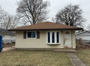 28034 Curtis Rd, Livonia, MI 48152