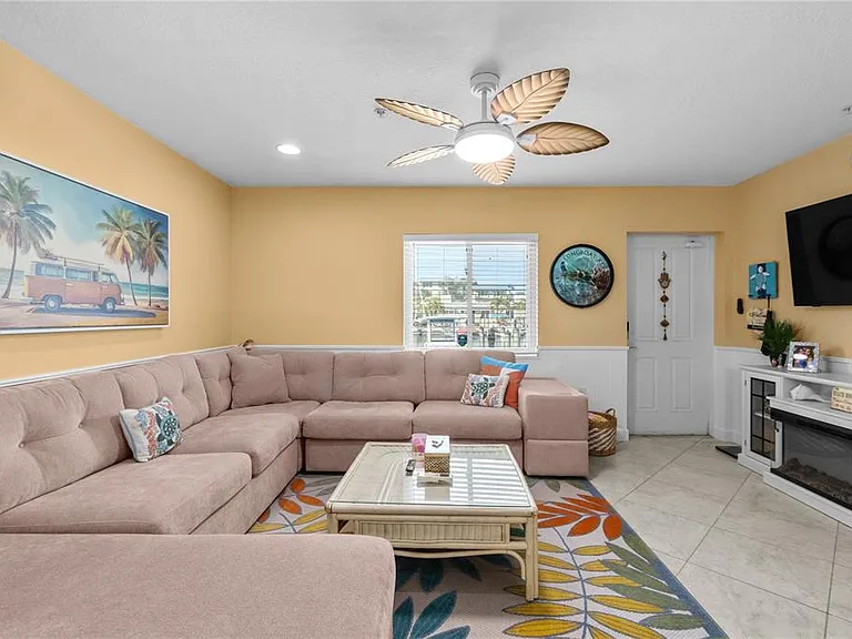 3740 Gulf Of Mexico Dr #114 — Photo 11