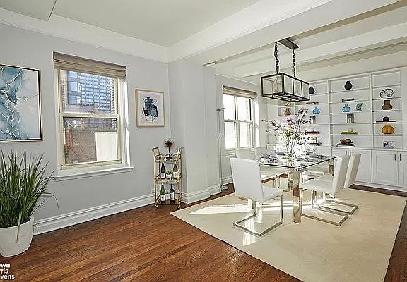3rd image of 400 E 52nd St #8FW