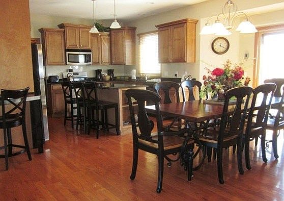 Spacious kitchen and dining