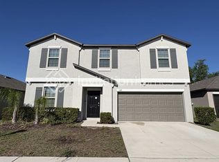 1449 Flower Dust Dr, Ruskin, FL 33570