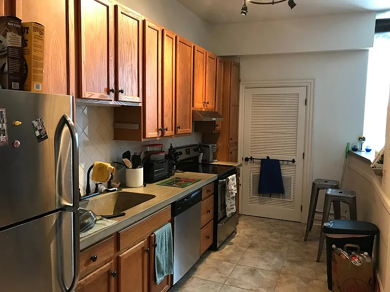 7033 Meade Pl #2 — Photo 2