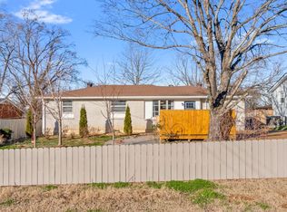 276 Penfield Dr, Nashville, TN 37211