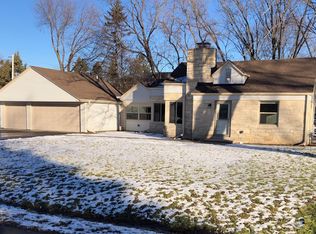 480 N Park Blvd, Brookfield, WI 53005