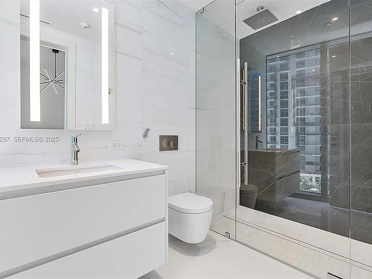 300 Biscayne Boulevard Way #1803 — Photo 22