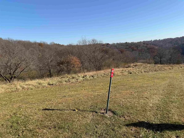 Center Ave, Mc Gregor, IA 52157