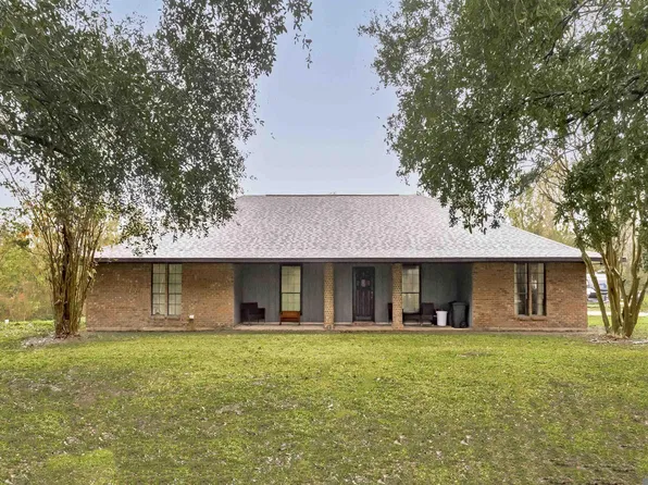 10051 N River Rd, Port Allen, LA 70767