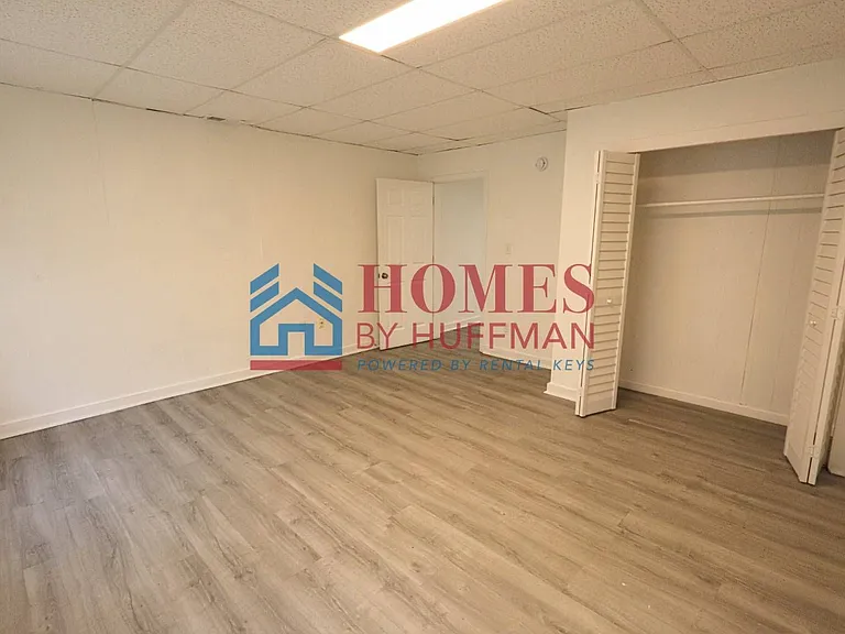 309 East Virginia Street — Photo 8