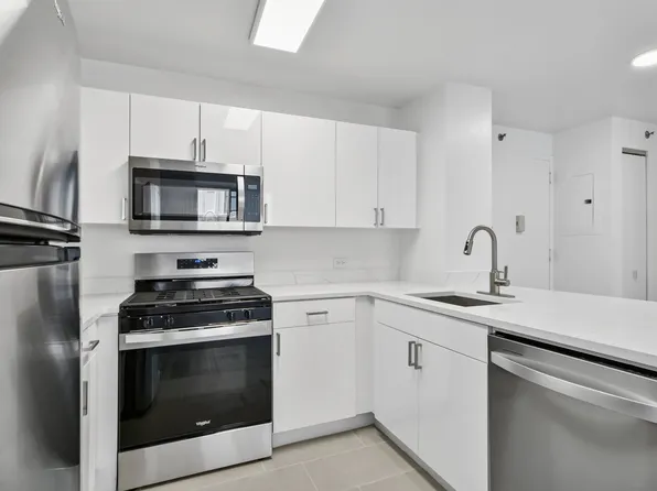 111 Worth Street image 3 of 31