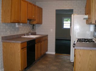 24 Whitman Ct, Middletown, NY 10941