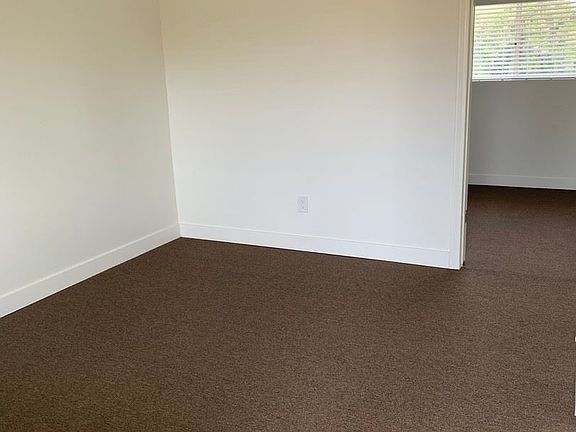2nd image of 638 E 24th St APT 15
