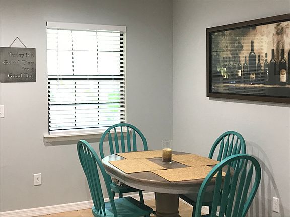 5th image of 1000 N Duval St APT C