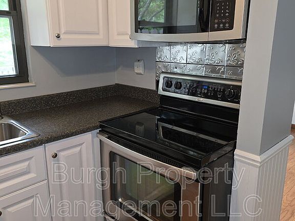 4th image of 3135 Laurel Ridge Cir