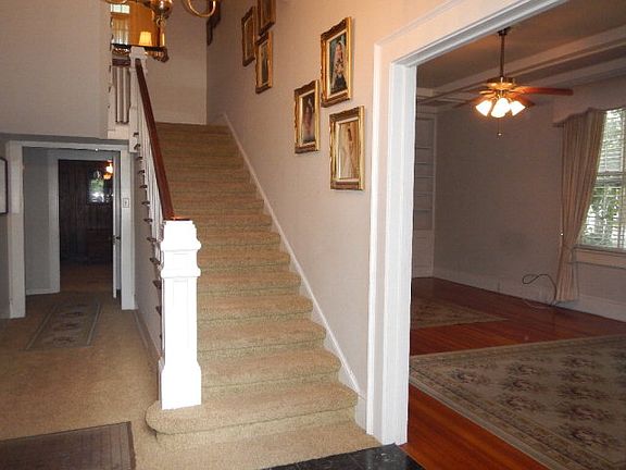 2nd image of 316 Davis Ave