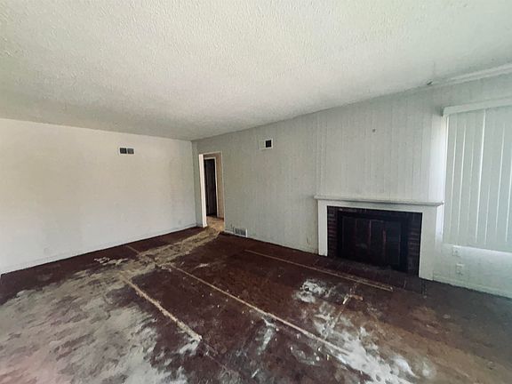 2nd image of 1331 W Logan St