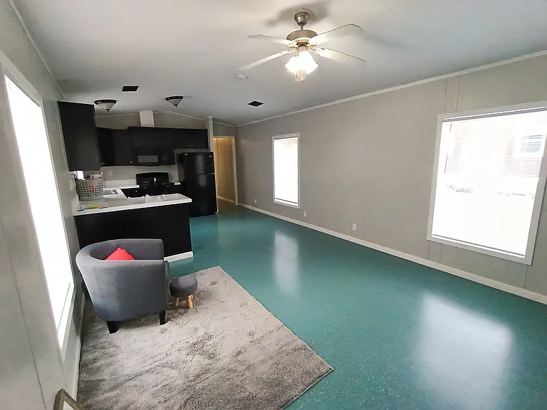 9 Deerwood Dr — Photo 5