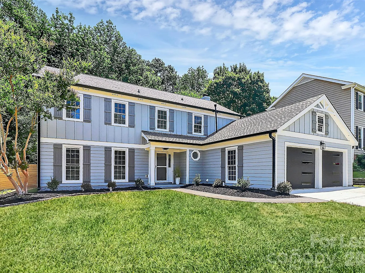 4 bed, 2.5 bath, 2264 sqft, $3,250 — Photo 4