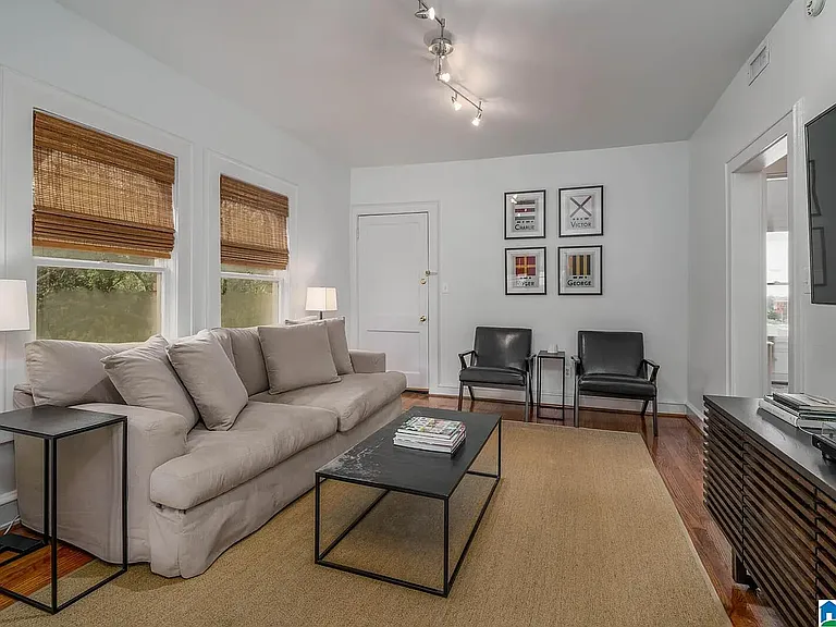 2242 Arlington Ave S #9 — Photo 8