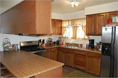 3rd image of 1427 W 64th St