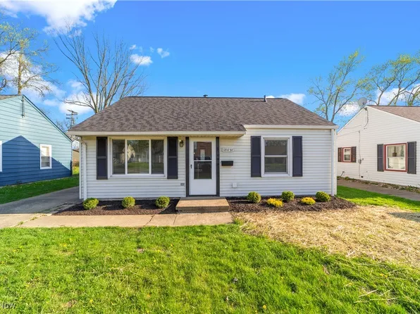 15621 Barbara Ave, Cleveland, OH 44135