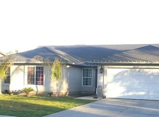 145 E Robin Ave, Visalia, CA 93291