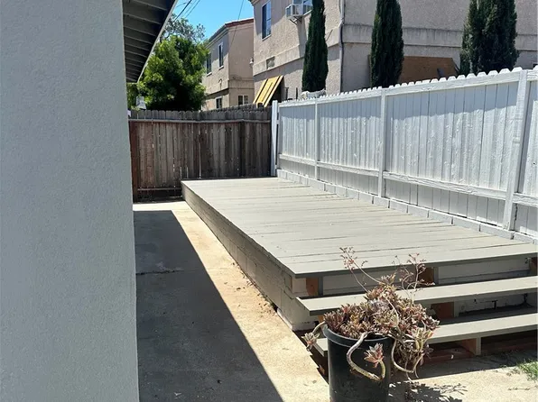 4555 W 165th St, Lawndale, CA 90260