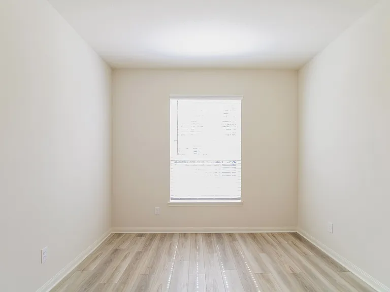 26836 Steinbeck Dr — Photo 10