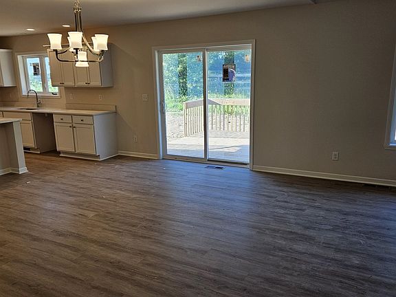 4th image of 1029 Coney Island Dr