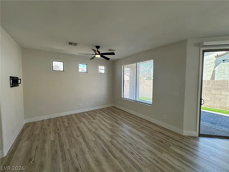 10004 Bonterra Ave — Photo 8