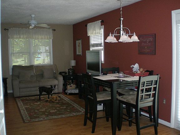 Family/Dining Room