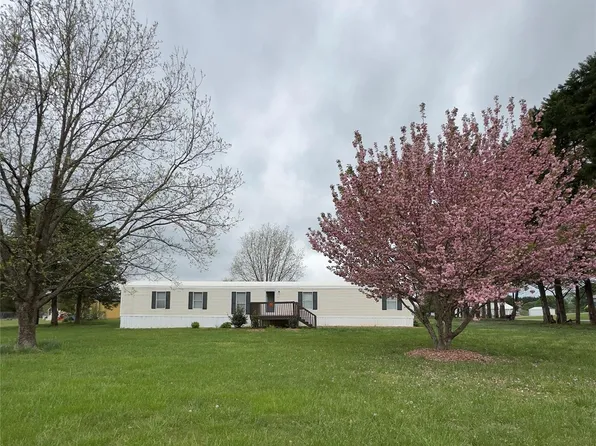 5767 Swinging Bridge Rd, Conover, NC 28613