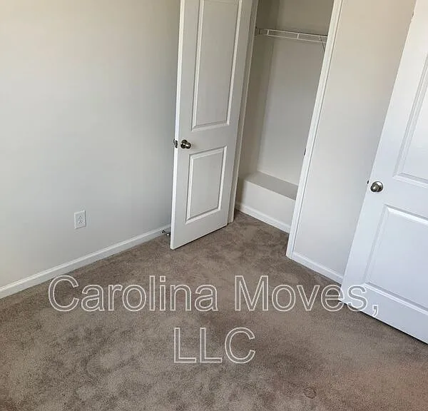 126 Fernside Ct — Photo 19