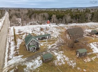 311 Haley Dr, Yarmouth, NS B5A5N7