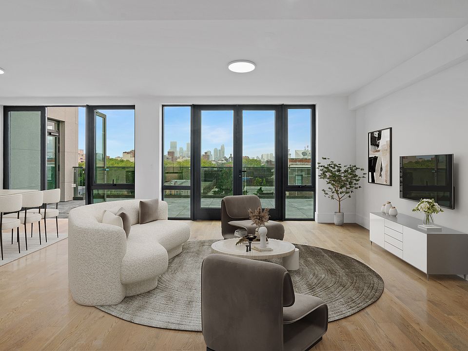 1st image of 14-27-28 Avenue Park #3