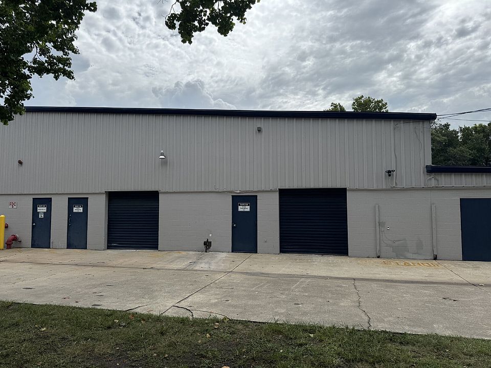 1st image of 2920 W Airport Blvd #130