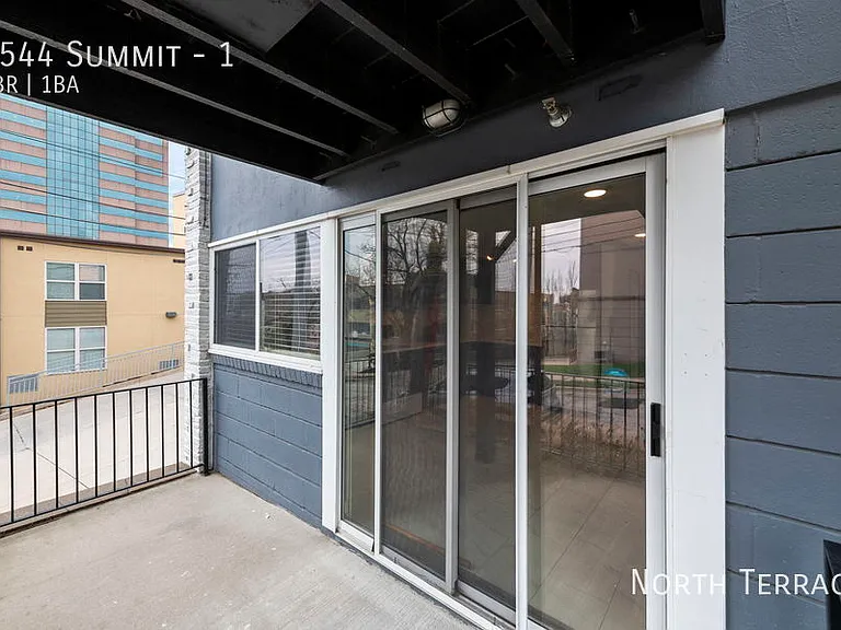 4544 Summit St #1 — Photo 10