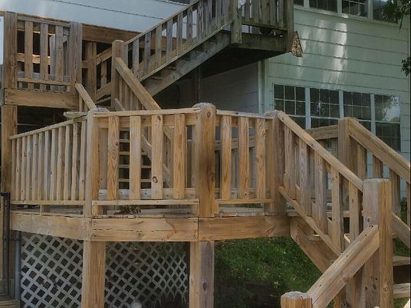 Tiered decks