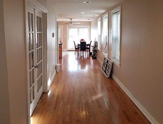 5th image of 2655 N Southport Ave #2F