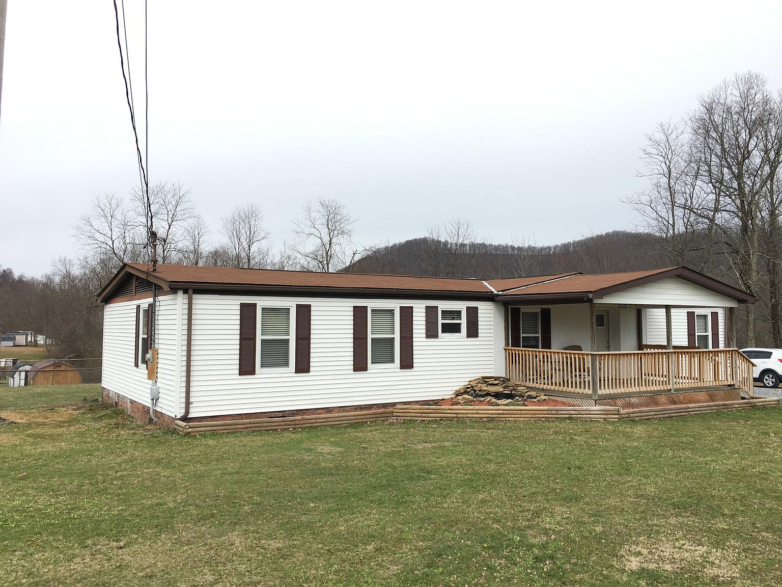 407 Sarah St, Summersville, WV 26651 | Zillow