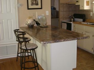 210 W Walnut Ave, Foley, AL 36535