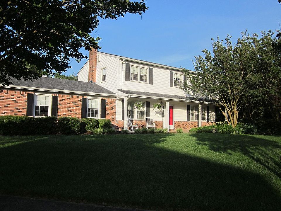Hemlock Crescent view