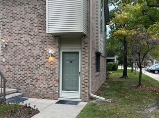 42547 Lilley Pointe Dr, Canton, MI