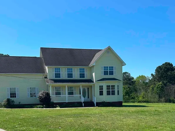 82 Richard Ave, Scottsboro, AL 35769